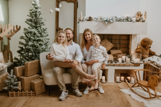 Cartes de vœux, idées cadeaux, souvenirs… : 4 raisons de faire une séance photo de Noël
